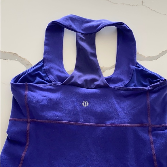 Lululemon tank size 6 - Picture 5 of 7